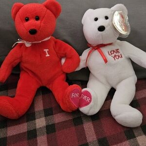 Ty Beanie Babies Original Limited Edition Valentino, Valentina Sewen together.
